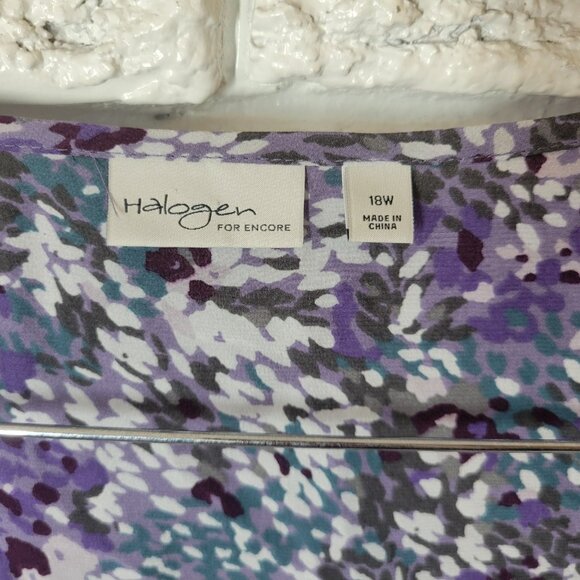 Halogen Encore Womens Top 18W Plus Sleeveless Silk Blue Floral Watercolor WAT61E - Picture 7 of 9